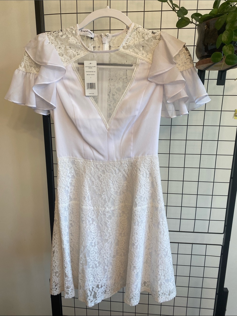 Bebe Y2K Lace Fit & Flare Dress Ruffle Sleeves size 2 white NWT